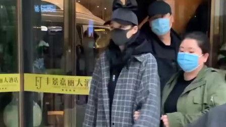 打帽子视频,揭秘打帽子视频的魅力所在