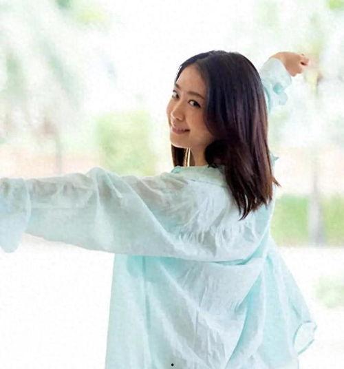 西野小春视频条纹,西野小春演绎独特魅力